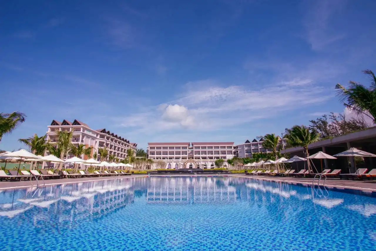 2N1Đ Muine Bay Resort Phan Thiết + Xe đưa đón khứ hồi + Buffet sáng