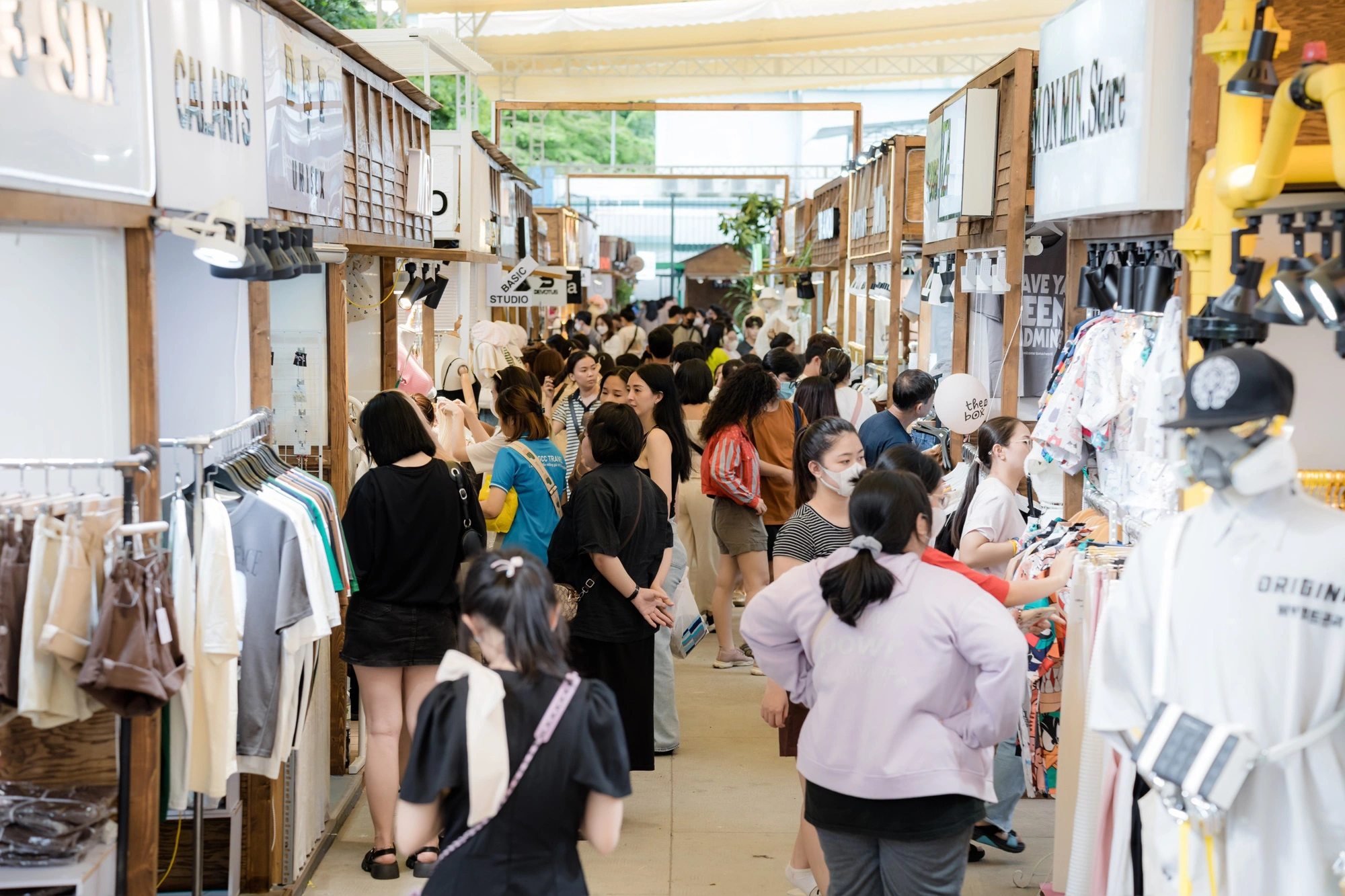 The Box Concept khu tổ hợp mua sắm cuối tuần mới toanh tại Quận 1 Sài Gòn