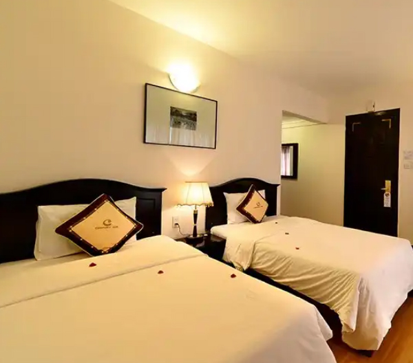 Khách sạn Century Riverside Huế