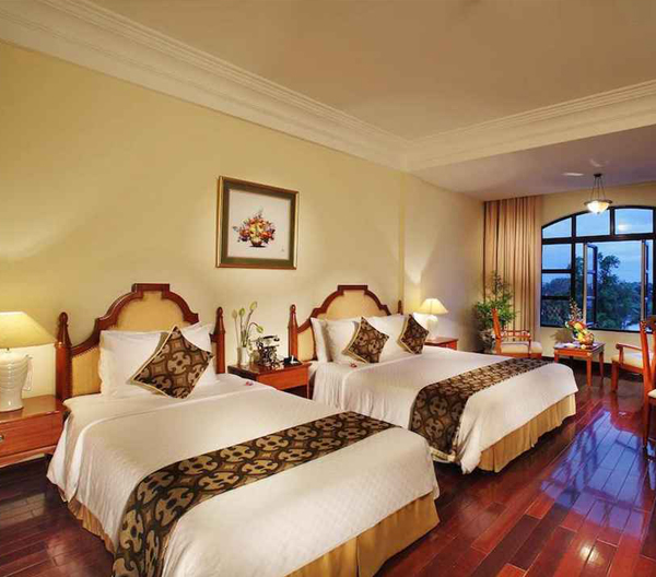 Khách Sạn Saigon Morin Huế