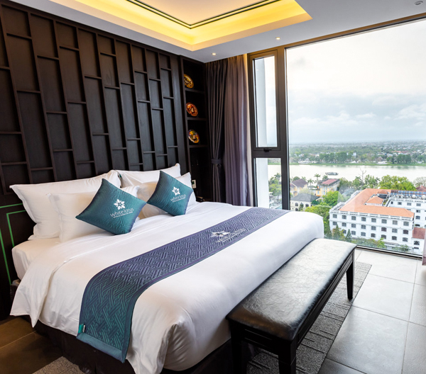 Khách sạn White Lotus Huế