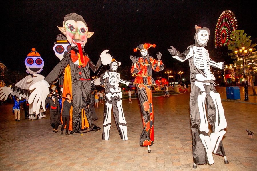 Trang Phục Halloween 2024: Khơi Dậy Sự Sáng Tạo và Kỳ Diệu