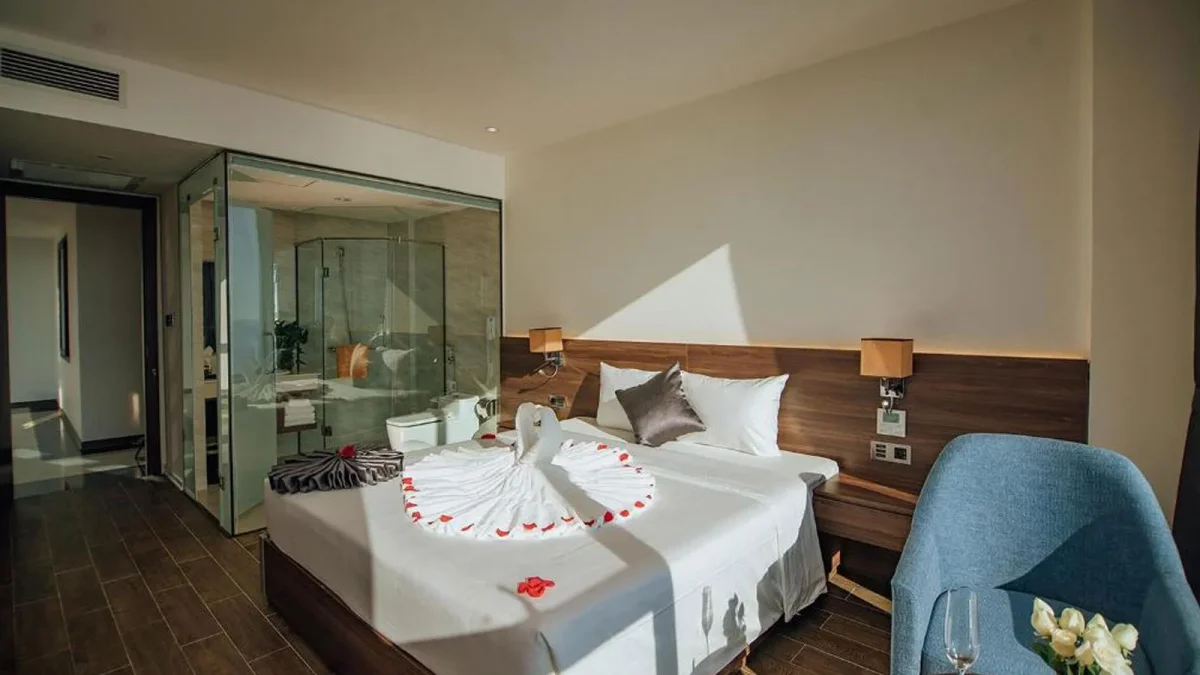 Phương Bắc Luxury Quảng Bình | savingbooking.com