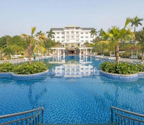 La Saveur Resort Chương Mỹ – Combo 2N1Đ View Đẹp & Hồ Bơi Gần Hà Nội | Savingbooking.com
