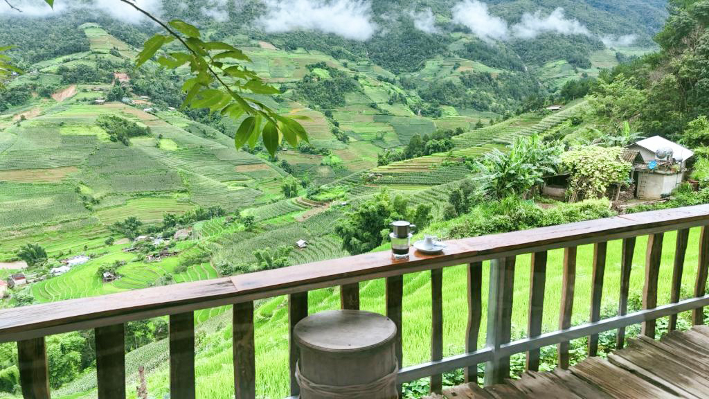List 10 chỗ nghỉ Mù Cang Chải ngắm ruộng bậc thang đẹp mê mẩn
