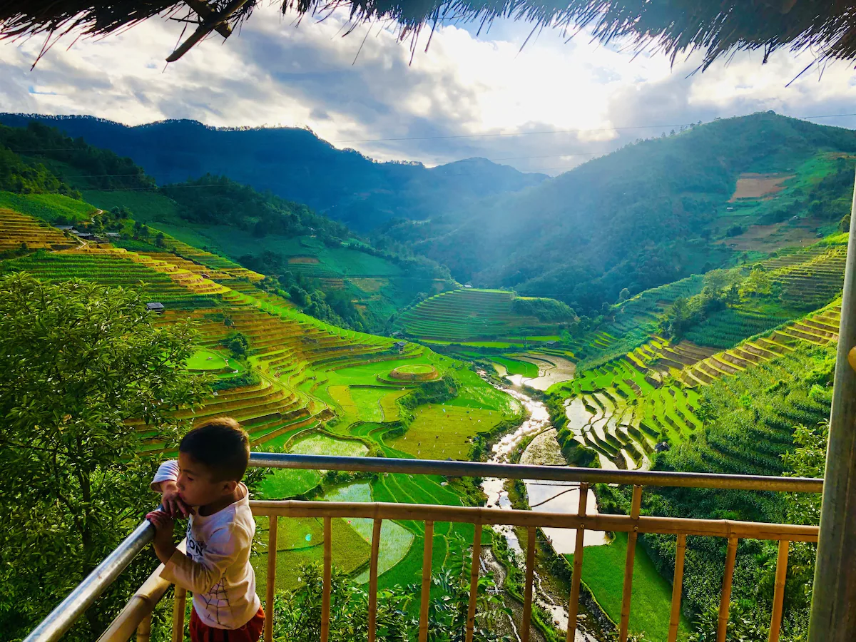 List 10 chỗ nghỉ Mù Cang Chải ngắm ruộng bậc thang đẹp mê mẩn