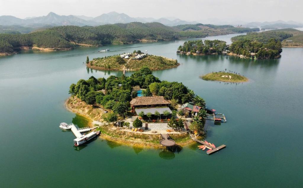 Check-in Mù Cang Chải mùa vàng – Ở resort giữa mây, ngắm ruộng bậc thang