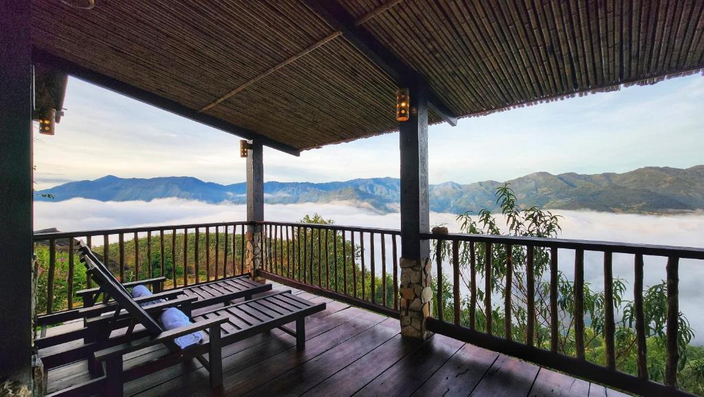 List 10 chỗ nghỉ Mù Cang Chải ngắm ruộng bậc thang đẹp mê mẩn