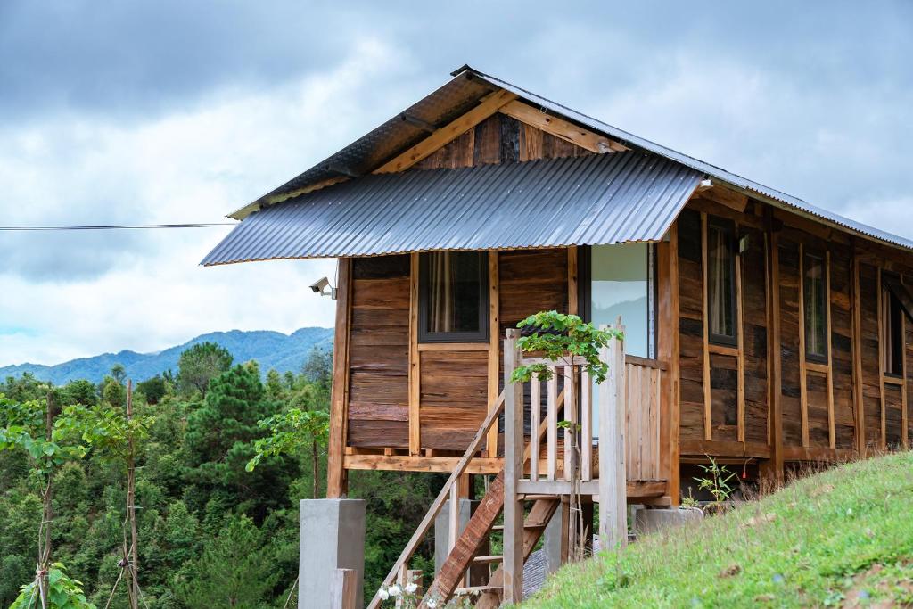 Check-in Mù Cang Chải mùa vàng – Ở resort giữa mây, ngắm ruộng bậc thang