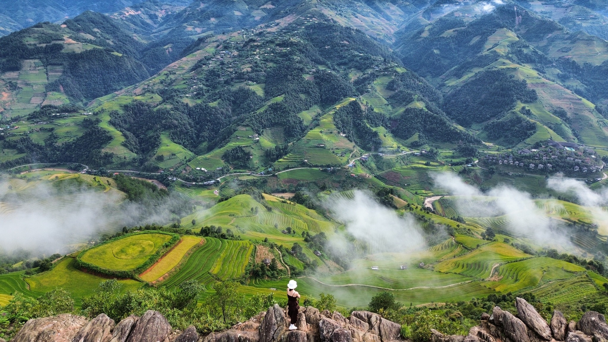 [Mù Cang Chải Tháng 12] Điểm Săn Mây Xịn & Resort Giá Mềm, Chưa Ai Review