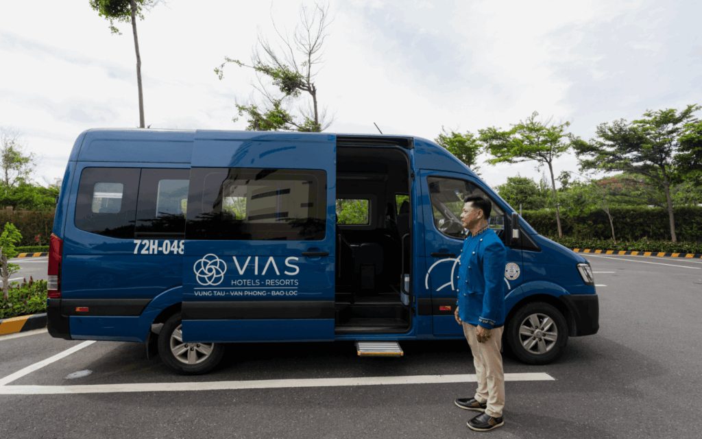 Đặt Phòng Tết 2026, 7 Chi Phí Ẩn Khiến Bạn Mất Thêm Tiền (Nhiều Người Không Biết)