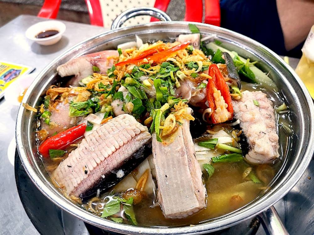 Lẩu Cá Đuối Vũng Tàu – Món Đặc Sản Nhất Định Phải Thử Trong Kỳ Nghỉ Gần HCM Dịp 30/4–1/5 2026