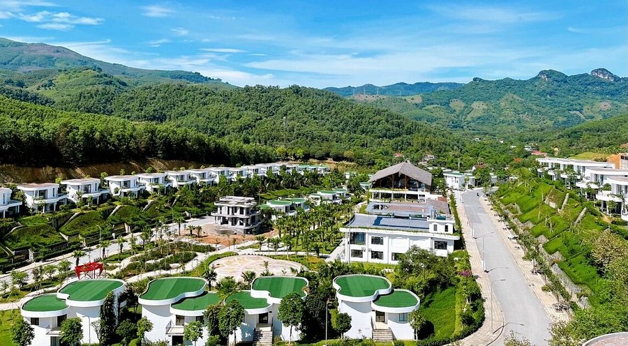 Top 6 resort Hòa Bình view thiên nhiên hùng vĩ gần Hà Nội nên book dịp 30/4 – 1/5 2026 