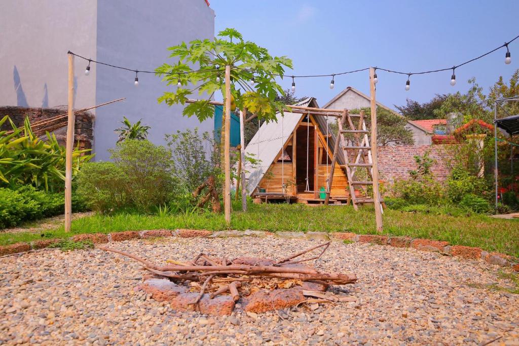 Top 5 Villa Resort Sơn Tây Hà Nội View Hồ Siêu Chill Dịp 30/4 – 1/5 2026 (Gần Hà Nội, Đẹp – Dễ Book – Đáng Đi)