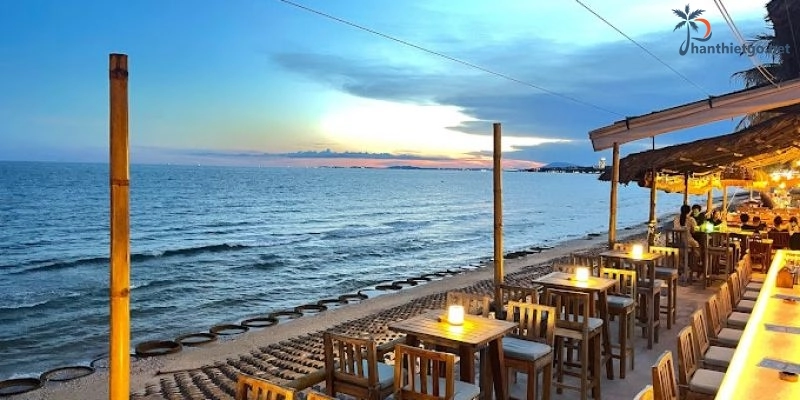Các quán cà phê view biển Phan Thiết Mũi Né lễ 30/4 – 1/5: Chill “đỉnh cao”, check-in đẹp mê mẩn
