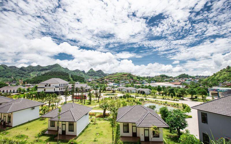 Mộc Châu Mùa Đẹp Nhất: Top Resort View Thung Lũng Cực Chill Cho Kỳ Nghỉ 30/4 – 1/5