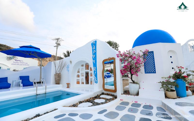 Các quán cà phê view biển Phan Thiết Mũi Né lễ 30/4 – 1/5: Chill “đỉnh cao”, check-in đẹp mê mẩn