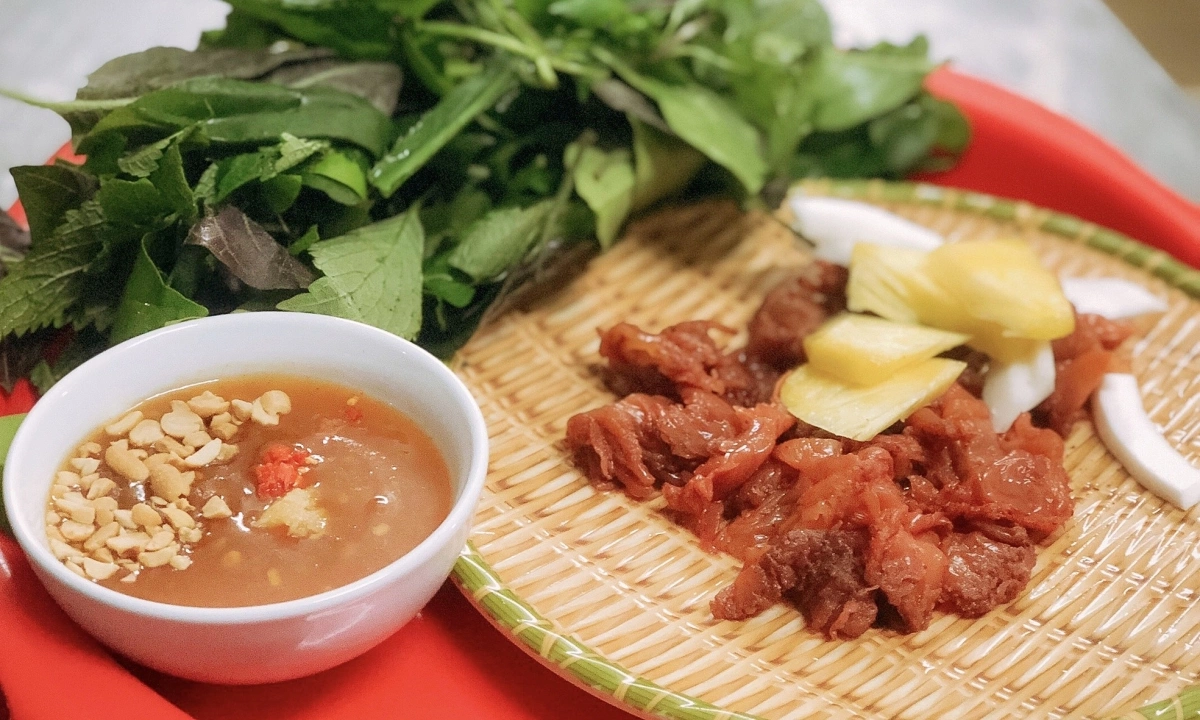 Top Món Ăn Độc Lạ Hải Phòng Phải Thử Dịp Lễ 30/4 – 1/5 2026: Ăn Là Ghiền, Nghe Tên Đã Thấy Lạ!