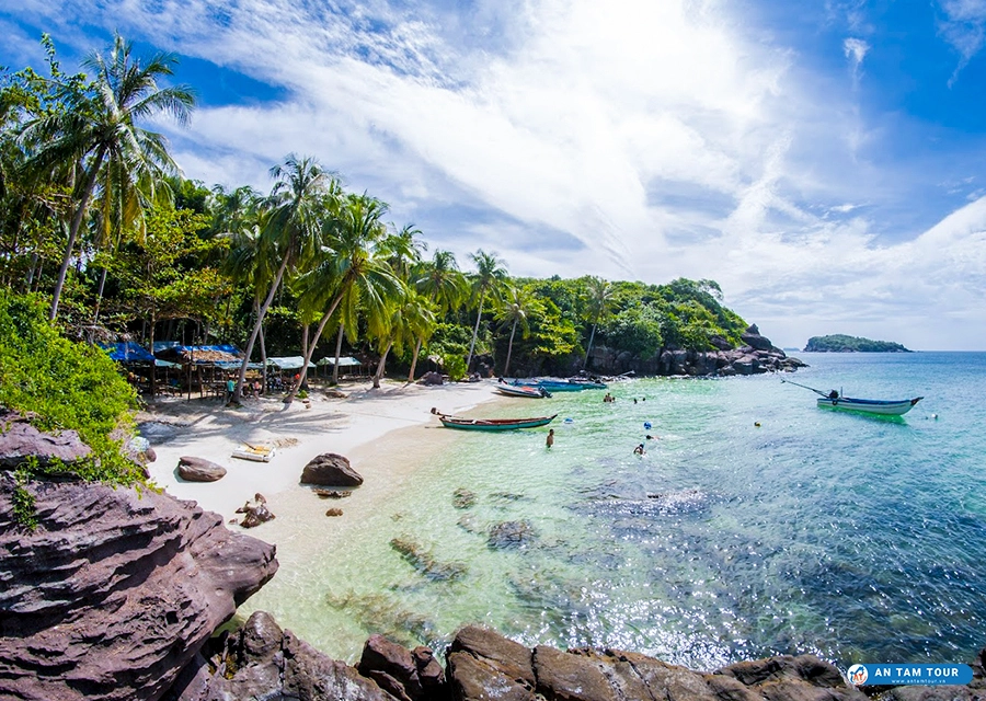 Trải Nghiệm Hoang Sơ & Độc Lạ Phú Quốc Không Phải Ai Cũng Biết Dịp Lễ 30/4 – 1/5 2026